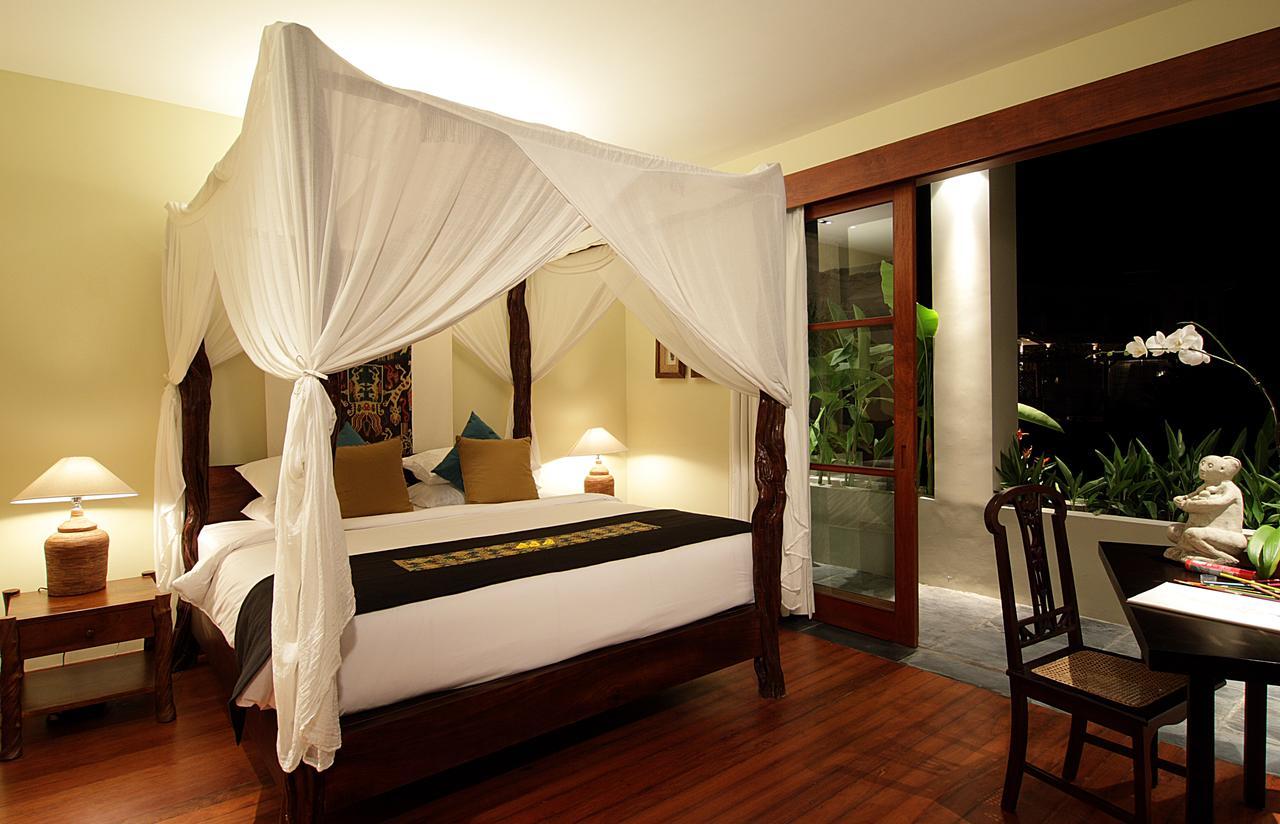 The Longhouse, Jimbaran - Bali Hotel Exterior photo